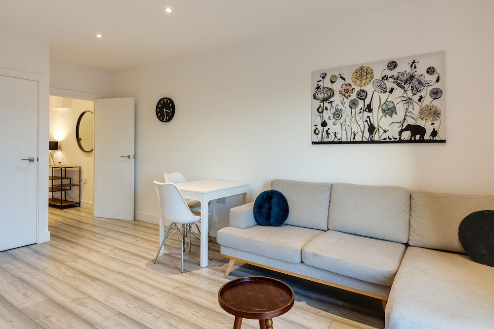 Hounslow Central Apartments 34/40
