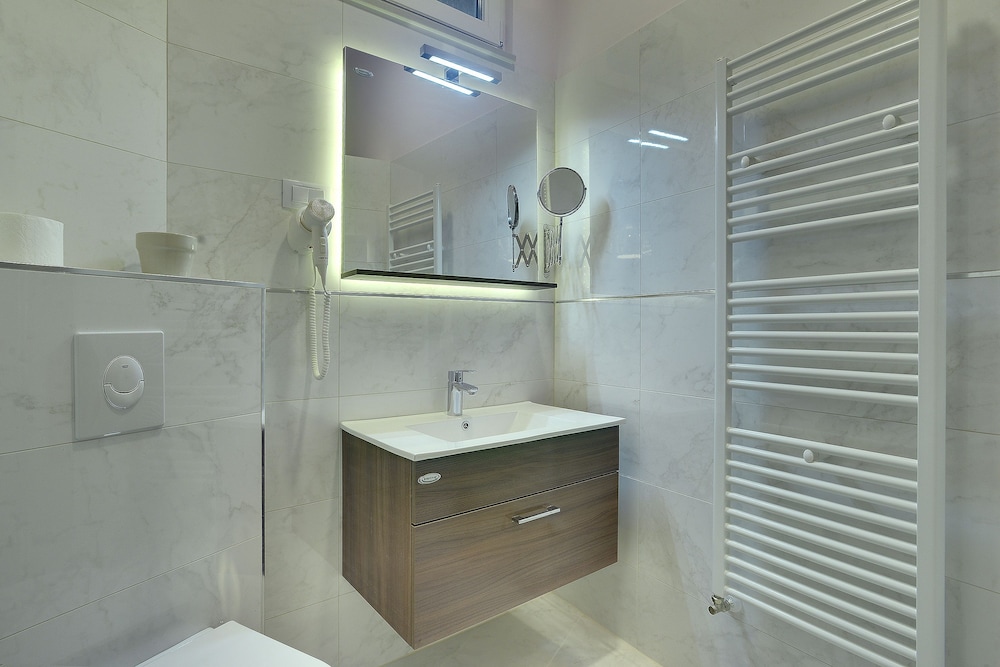D&A Center Apartments 41/43
