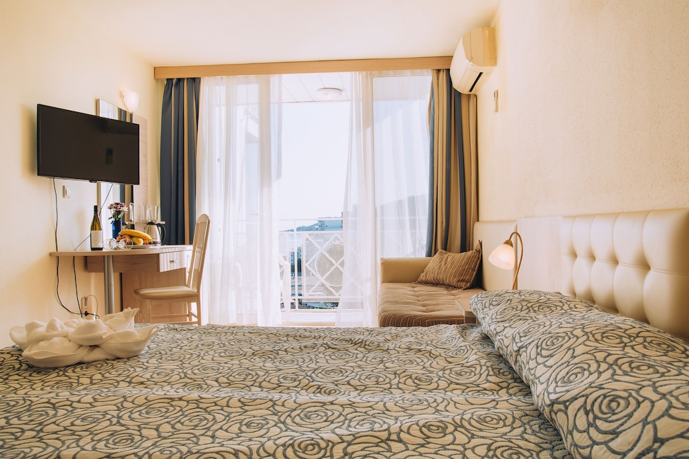 Albena Beach Club 24/50