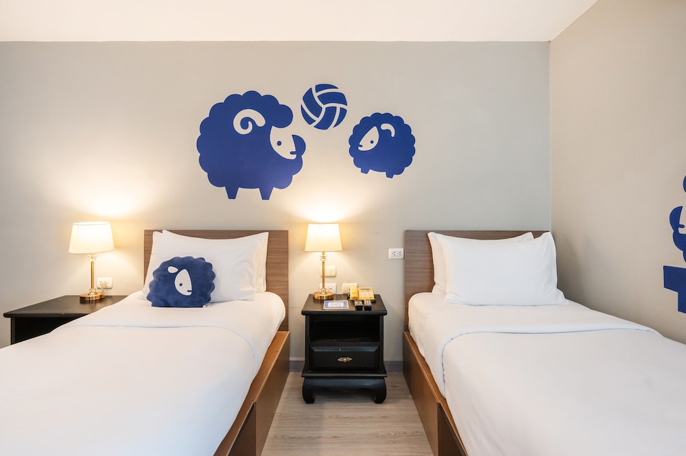 1 BEDROOM, ECONOMY, TWIN BEDS