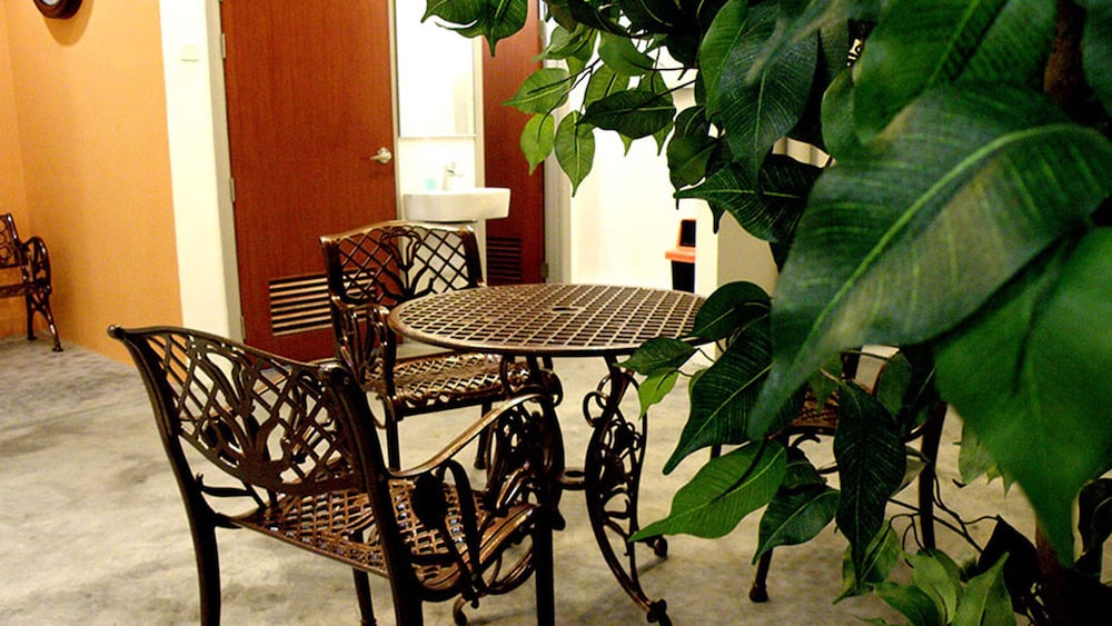 YAN Hotel 36/50