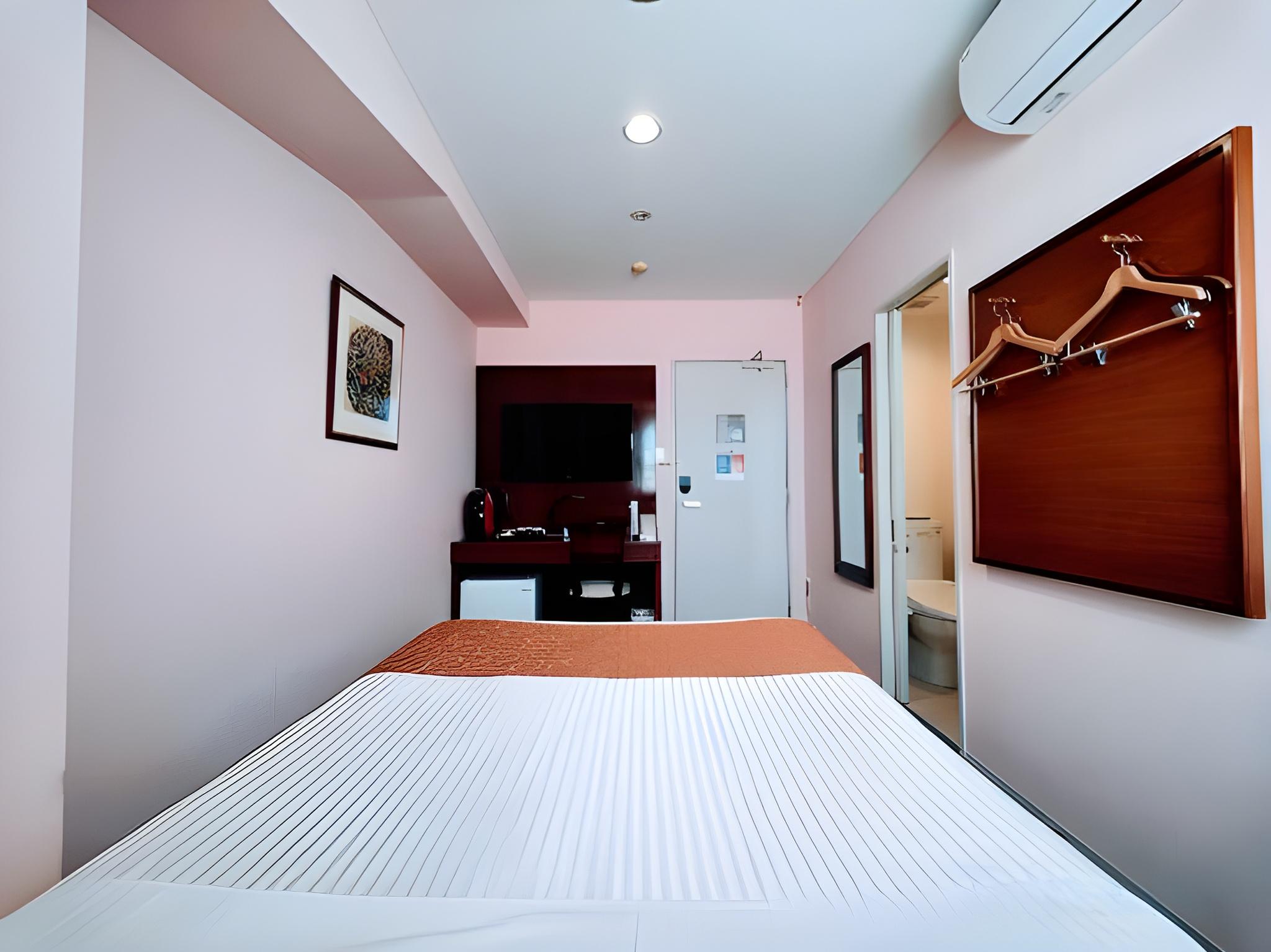 Semi Room, Deluxe, Semi Double Bed