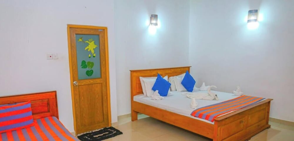 Sajee Villa 13/50