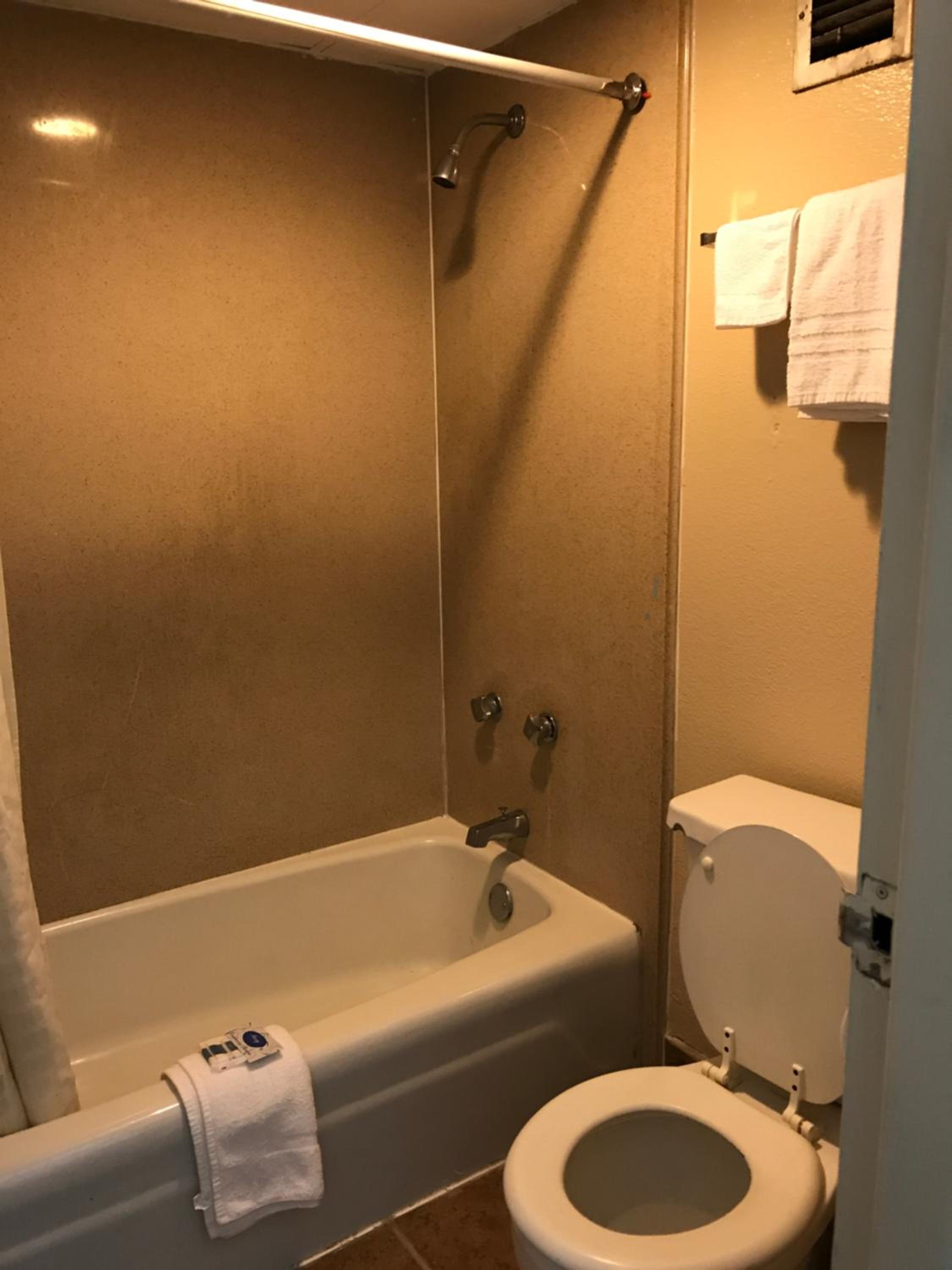 Express Inn 17/21