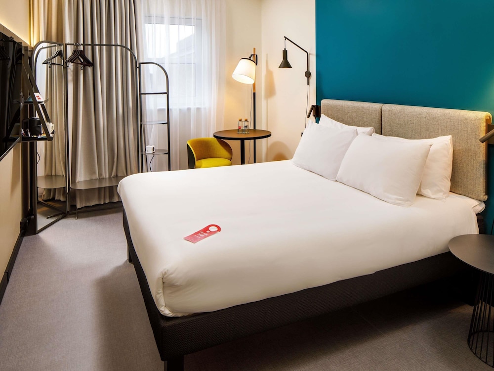 SUPERIOR, DOUBLE BED