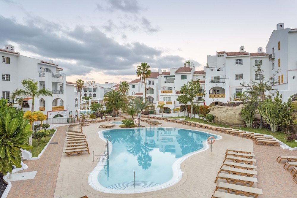 Hilton Vacation Club Sunset Harbour Club Tenerife 46/50