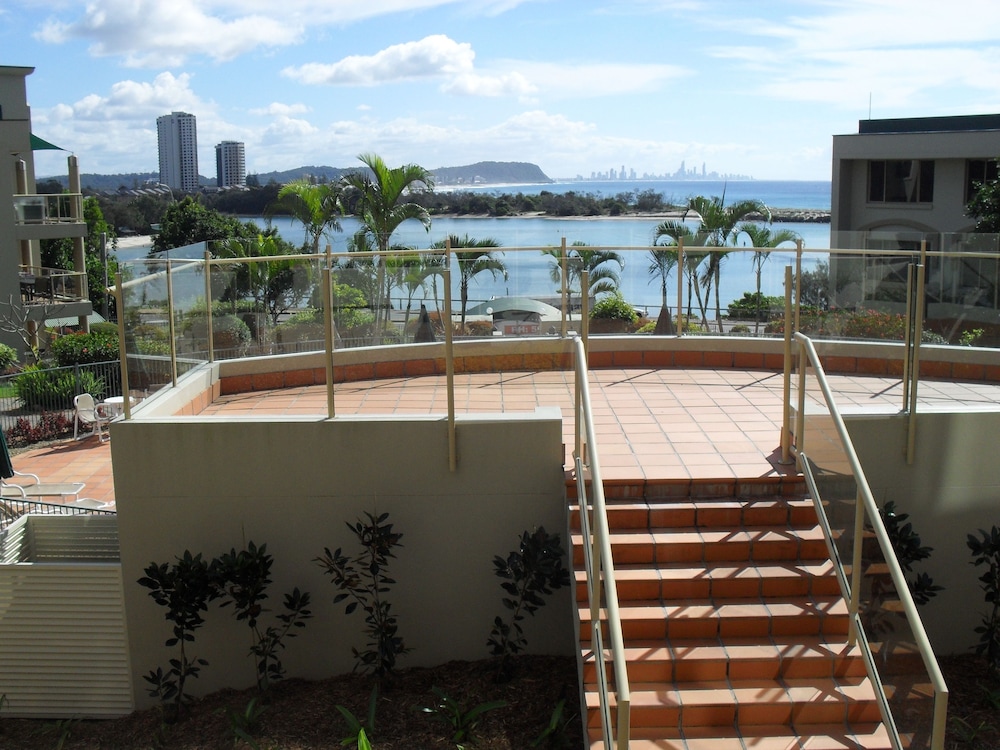 LITTLE COVE CURRUMBIN 38/70
