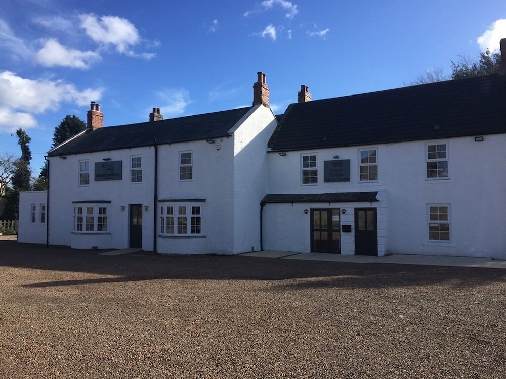 Black Bull Inn 32/40