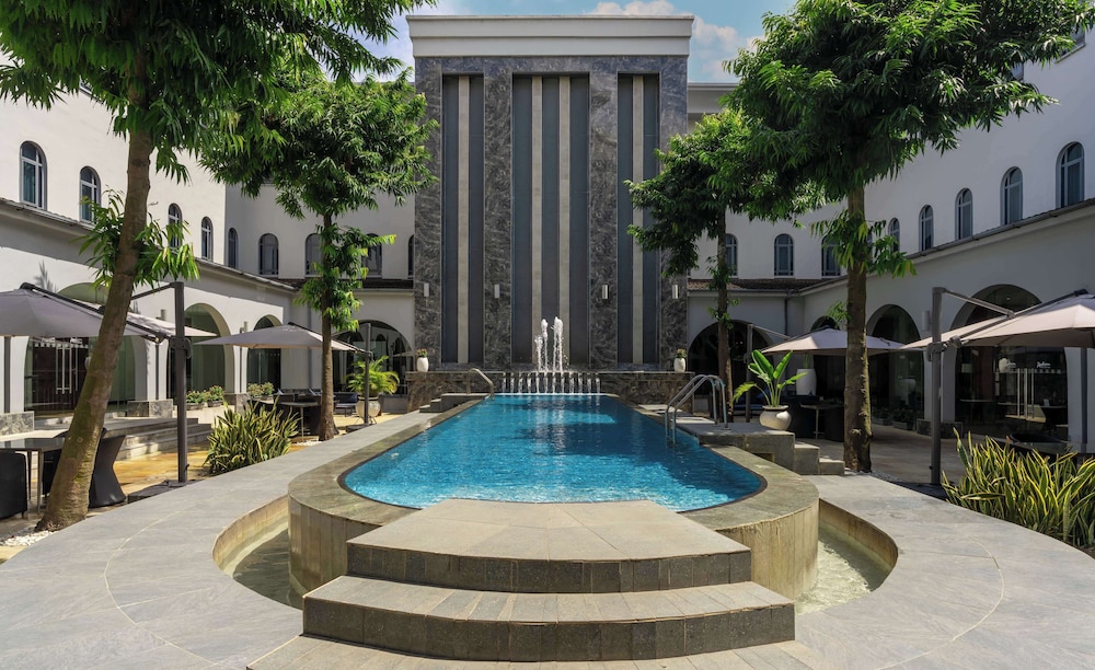 Radisson Hotel Lagos Ikeja 59/61