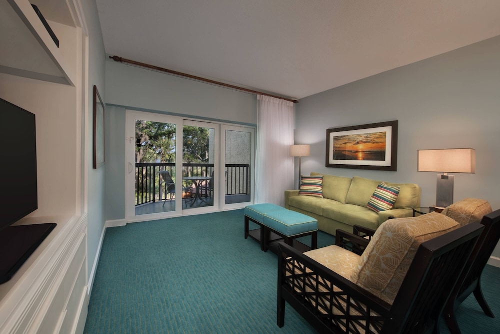 Marriott's Harbour Point and Sunset Pointe at Shelter Cove 25/30
