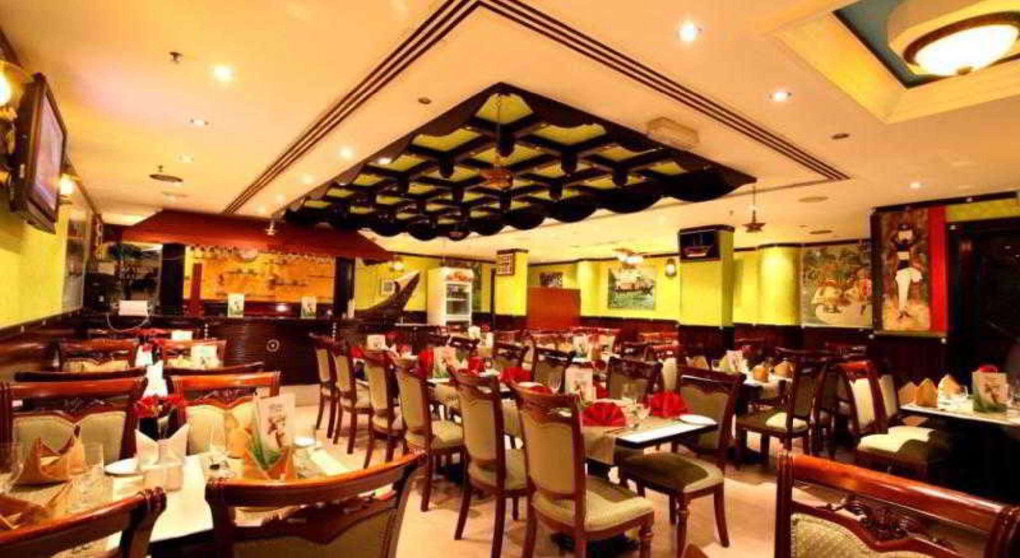 restaurant cafeteria