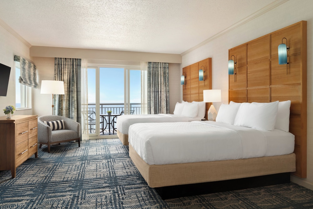 Holiday Inn Hotel And Suites Ocean City 28/78