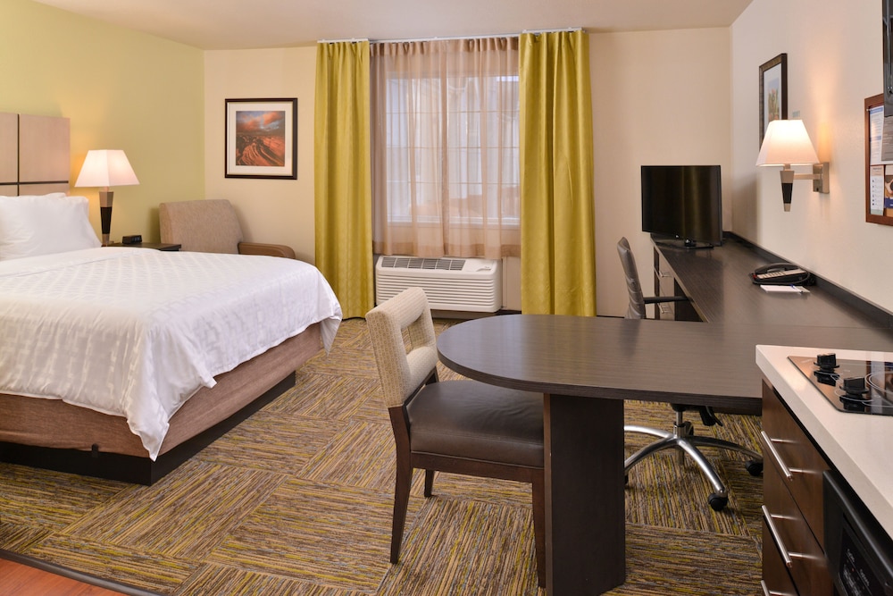 Candlewood Suites Austin-Round Rock 11/48