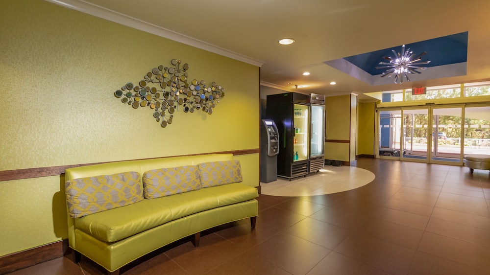 Holiday Inn Express Hotel And Suites Birmingham Irondale East 31/50