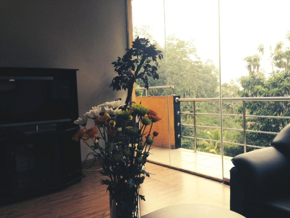 Kandy View Hotel 35/56