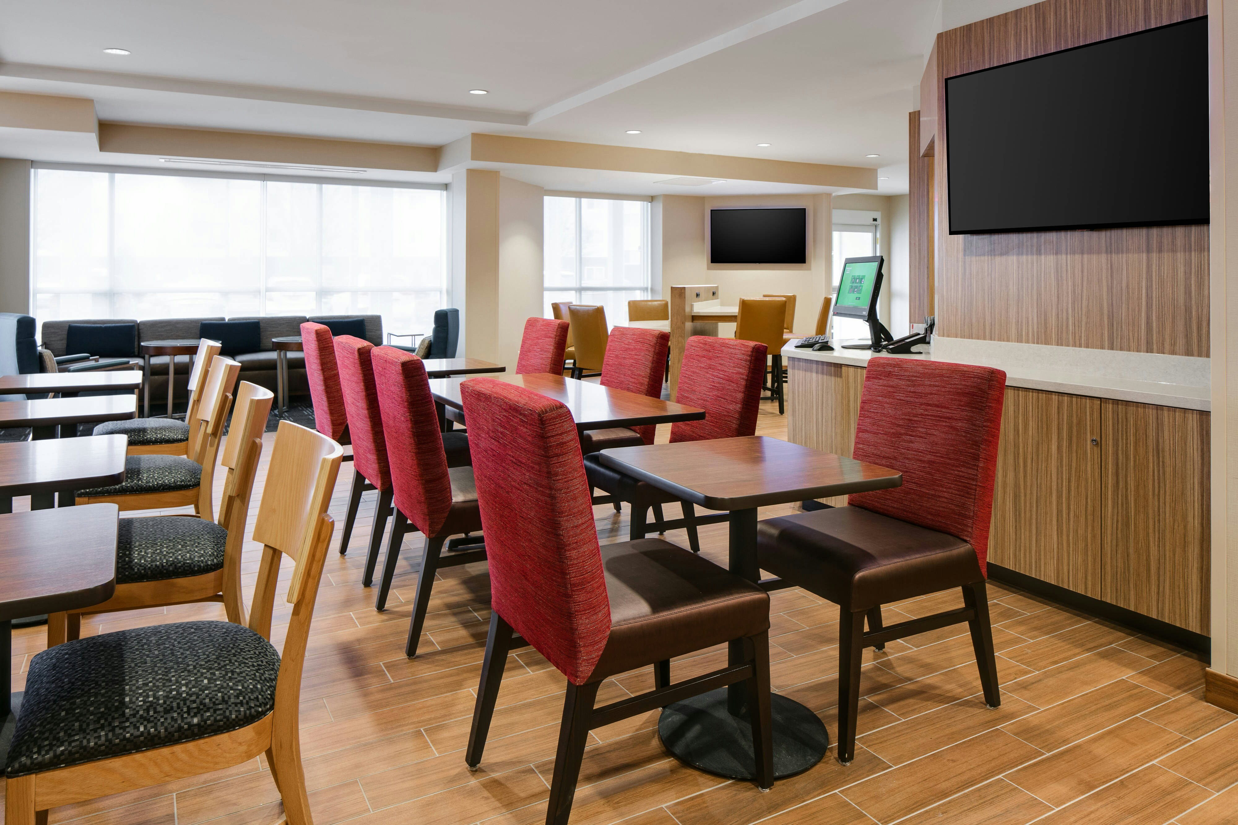 TOWNEPLACE SUITES KANSAS CITY AIRPORT 35/40