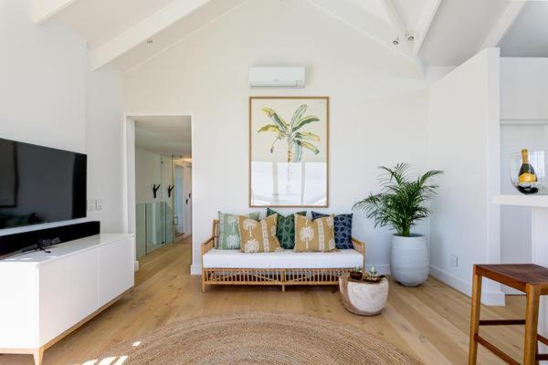 Cape Beach Villa 35/50