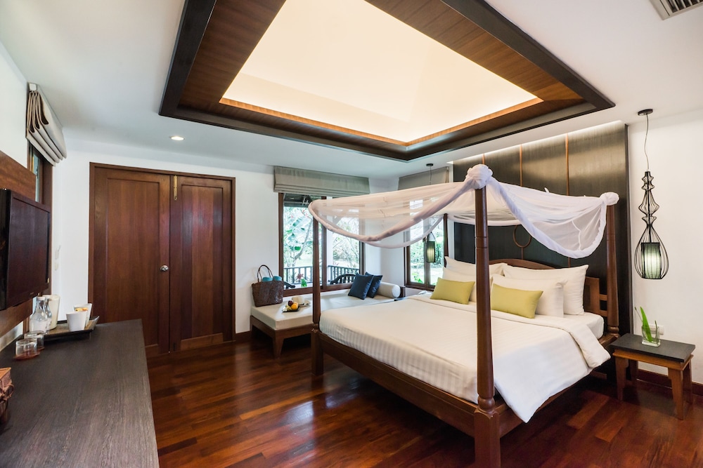 Barali Beach Resort 4/28