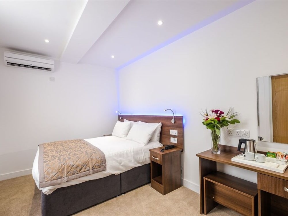 Signature Hotel London 29/50