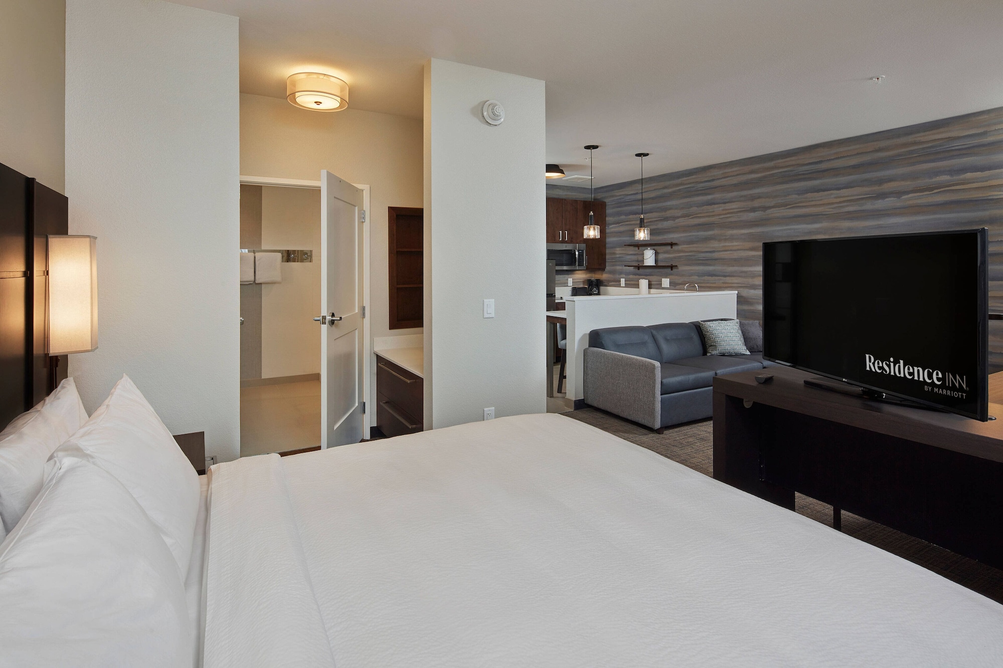 Room at Residence Inn By Marriott Sacramento Davis, DAVIS - CA