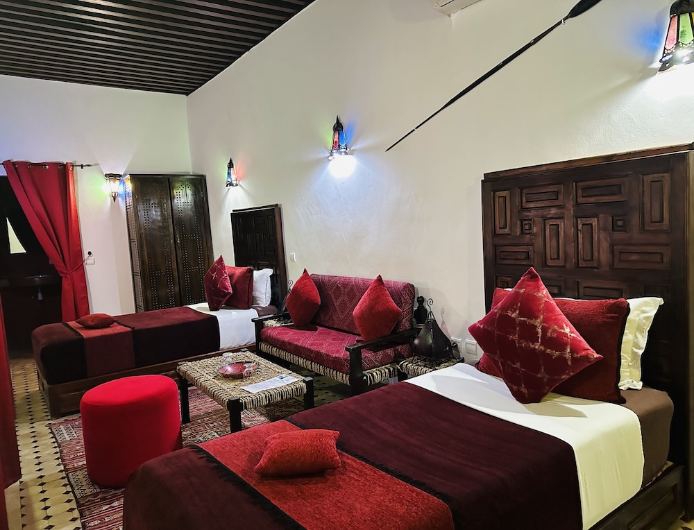 Riad Zitouna 27/47