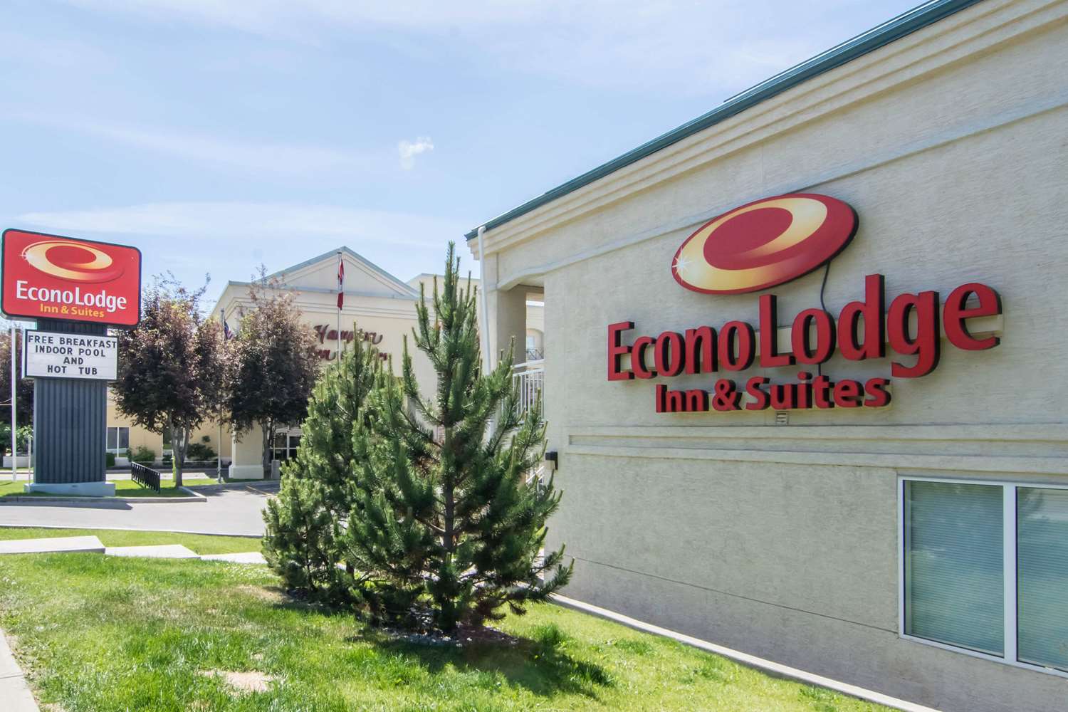 Econo Lodge Inn & Suites Calgary - University 2/32