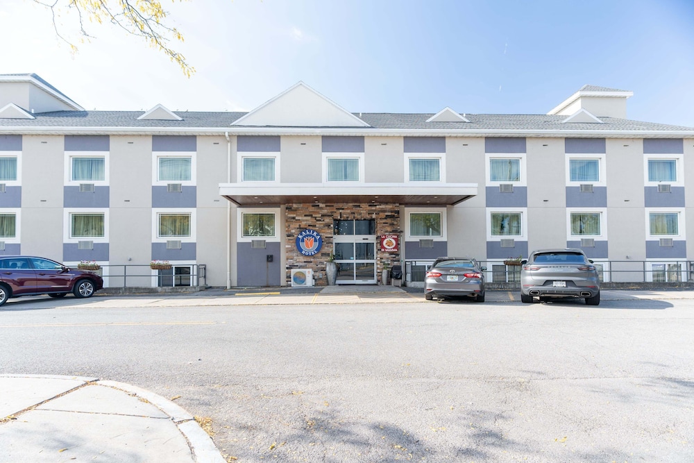 Kalika Hotel Niagara Falls Downtown NY 26/28