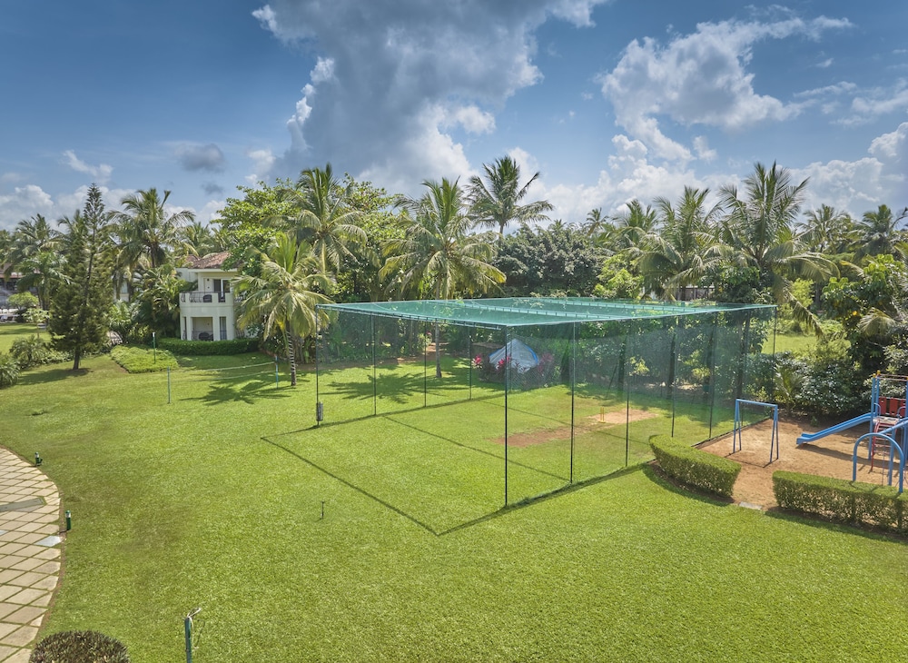 Royal Orchid Beach Resort & Spa, Goa 31/67