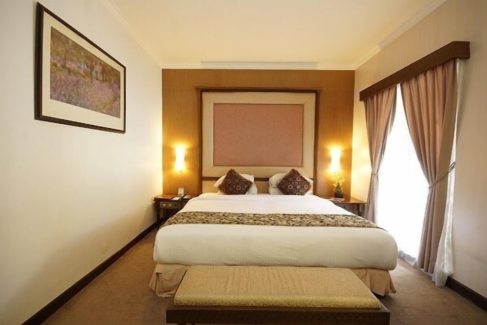 Bahari Inn Tegal 7/36