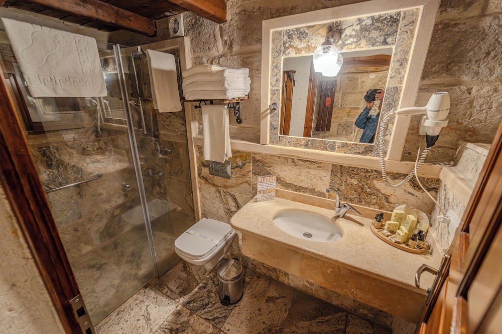Osmanbey Cave Hotel 46/48