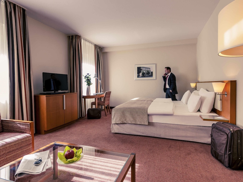 غرفة بريفيليج بسرير مزدوج، Mercure Hotel Dusseldorf City Center 3/8