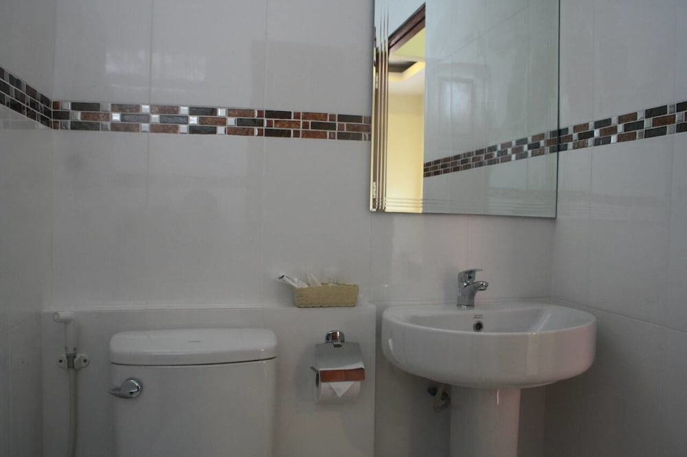 Tamarind Twin Resort 47/49