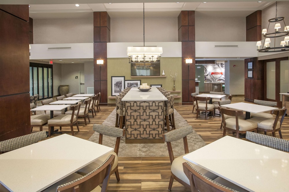Hampton Inn & Suites Mobile Providence Park/Airport 36/56