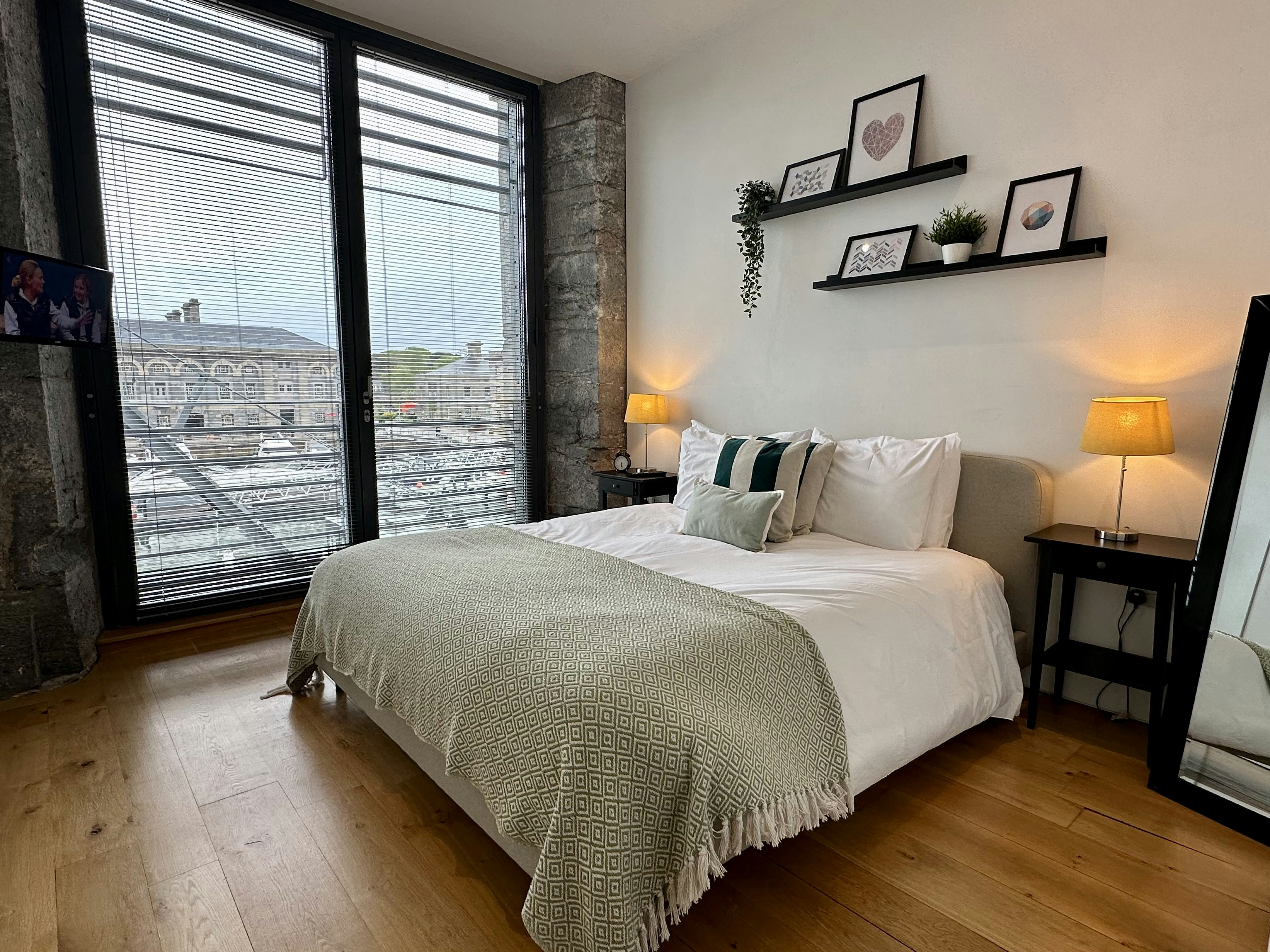 Royal William Yard Apartments 7/50