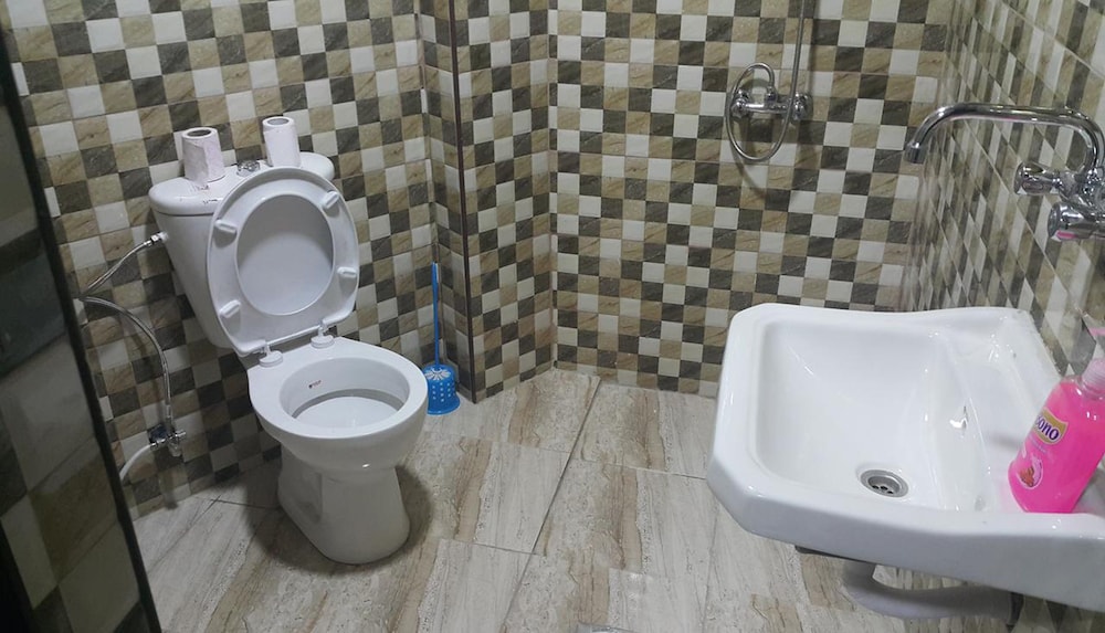 Al-Houriat Hotel 26/26