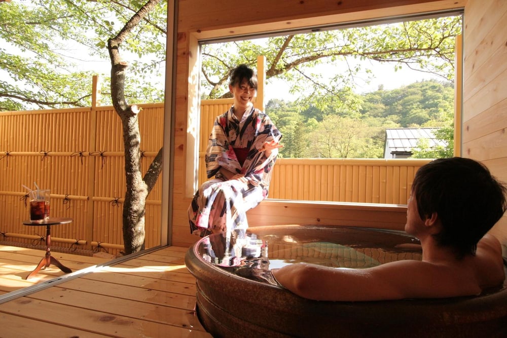Nakaoyama Onsen Shosenkaku 19/50