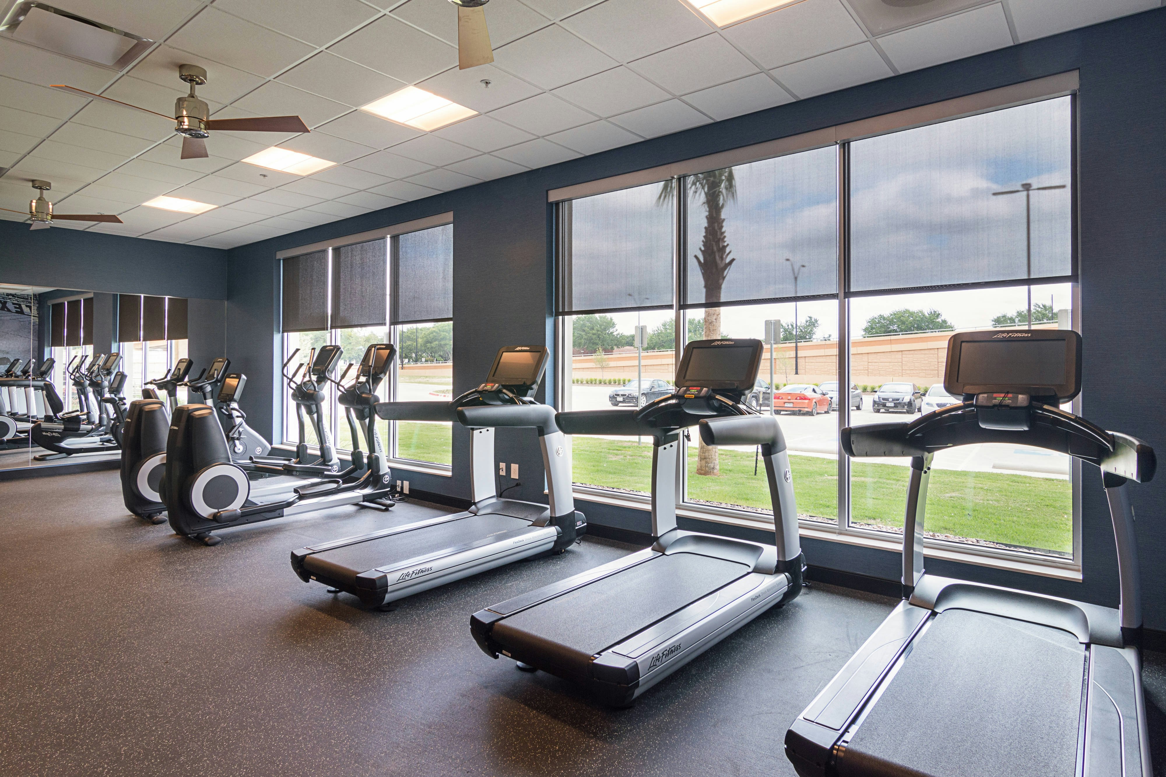 Springhill Suites Fort Worth Fossil Creek 33/63