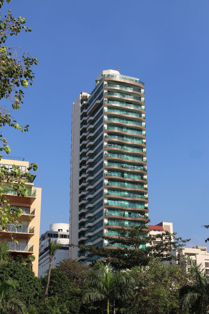 Baywatch Tower 1/25