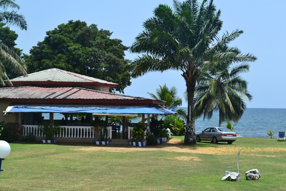 Oceanic Beach Hotel 8/8