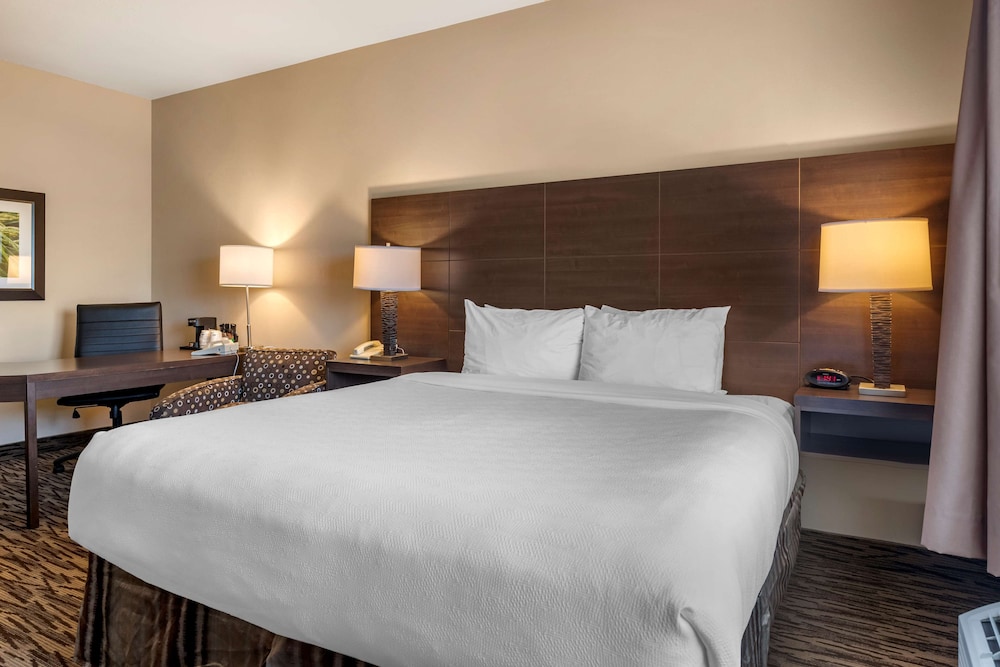 Best Western Plus Bridgewater 14/45