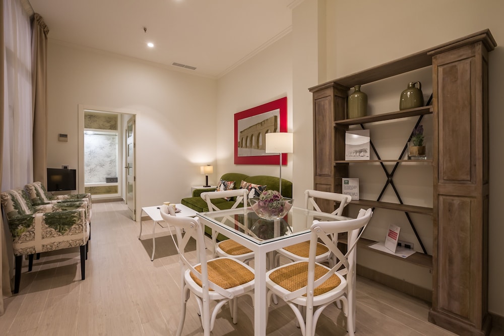 Welldone Cathedral Suites 30/50