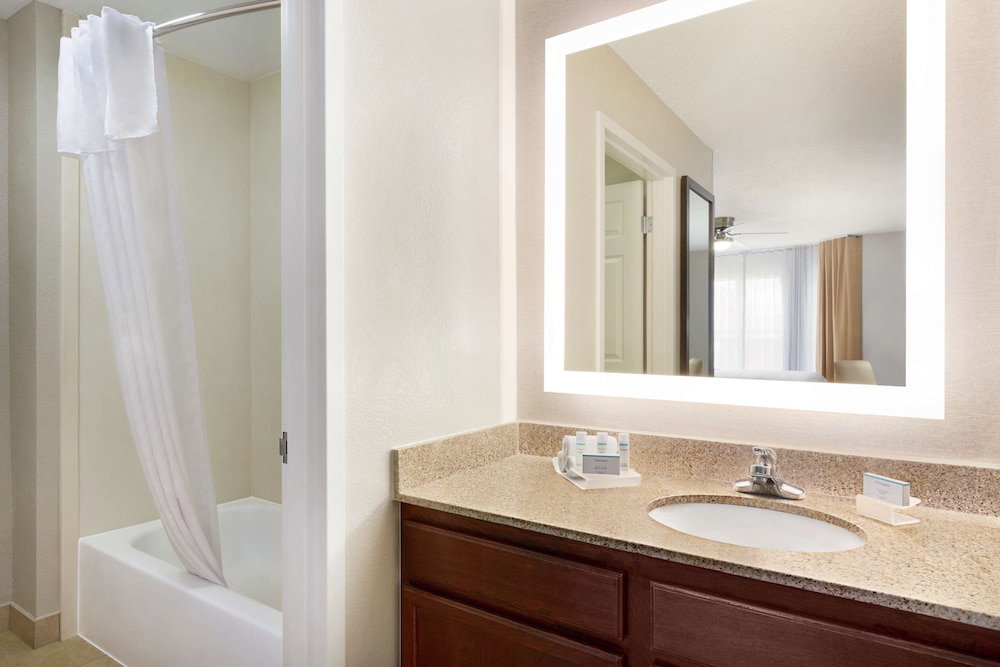 Homewood Suites by Hilton Dallas-Arlington 13/41