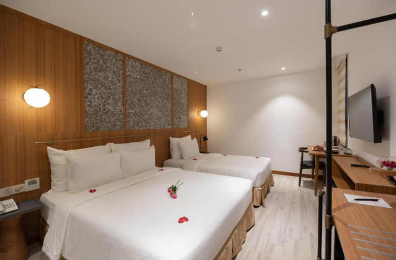 Majestic, Premium, Suite