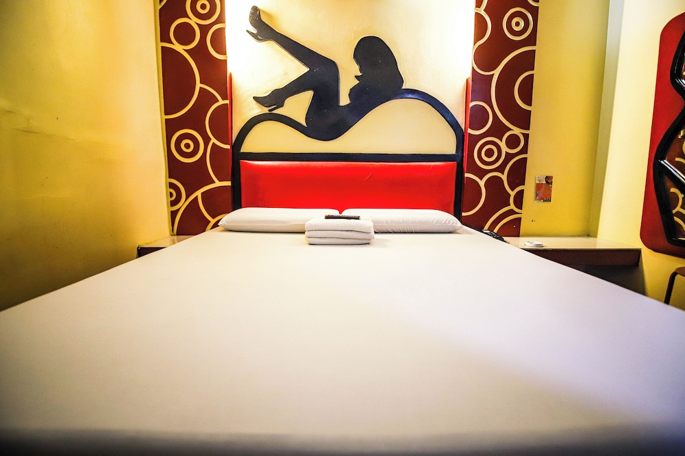 Astrotel Novaliches 25/50