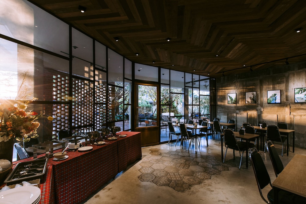 The Rich Hotel Korat 48/65