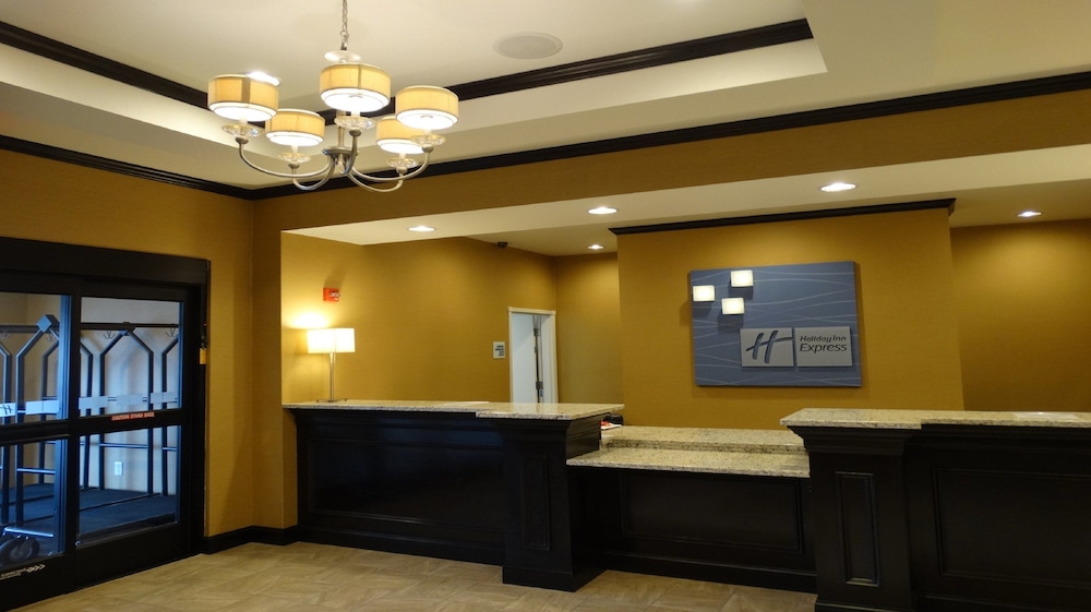 Holiday Inn Express And Suites Montgomery 7/76