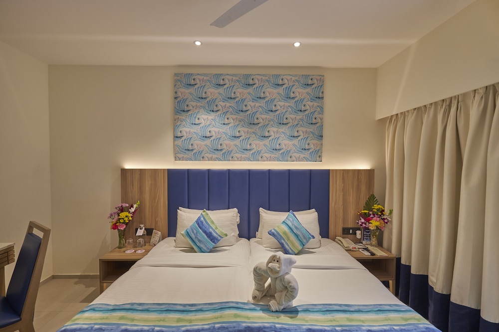 Royal Orchid Beach Resort & Spa, Goa 8/67