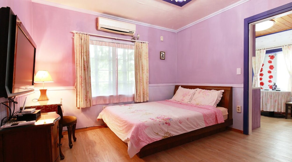 Gyeongju Europe Village Pension 12/50