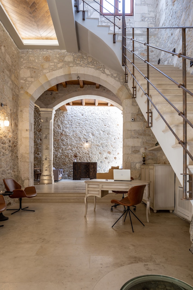 Casa Dei Delfini 36/50