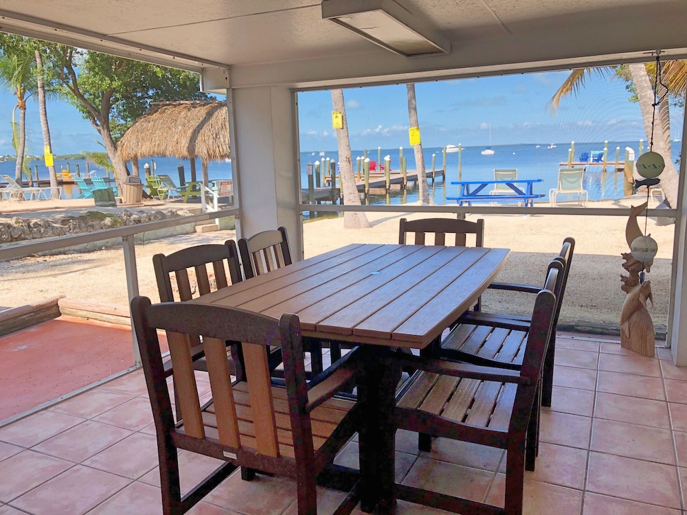 The Pelican Key Largo Cottages 58/76